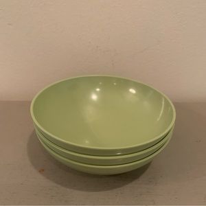 Three VTG Texas Ware Avocado Green Melmac Bowls.